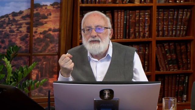 Видим достоинства собравшихся товарищей, много прекрасных примеров, но никто никому не завидует смотреть онлайн
