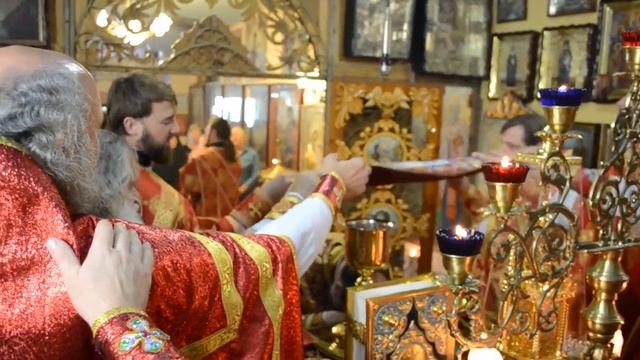 Архиерейская служба в Пантелеимоновском храме смотреть онлайн