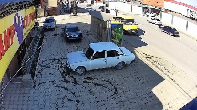 Polyvision PN-IP2-B3.6 v2.4.3 День Авто Люди Гос Номер Справа смотреть онлайн