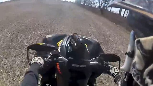 WHEELIES ON A CAN AM RENEGADE 800 X смотреть онлайн
