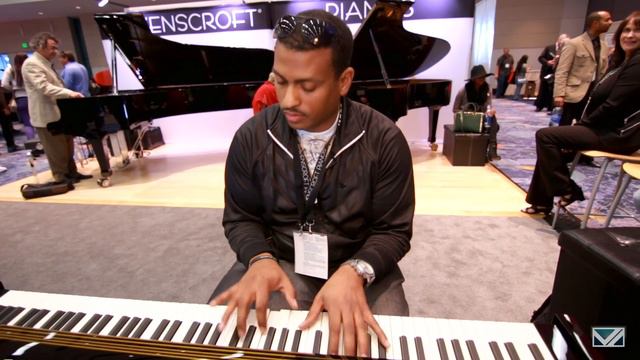 Erik Griggs plays Ravenscroft 275 VI at NAMM '15 смотреть онлайн