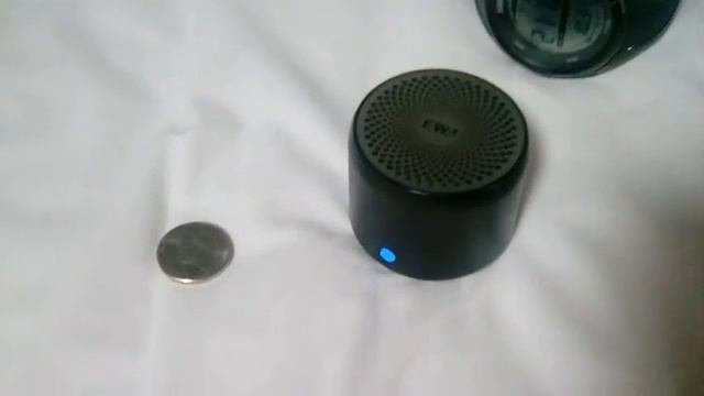 EWA Travel Case Packed, A106 Pro Portable Bluetooth Speaker with Custom Bass Radiator, Brief Design смотреть онлайн