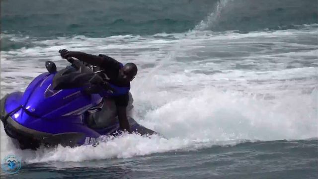 Lagos Jet Ski Riders - Yamaha FZR in Action смотреть онлайн