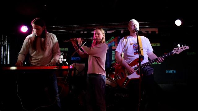 Дьяков Бенд : "Маленький огонек в ночи"(песня Валерия Дьякова) смотреть онлайн