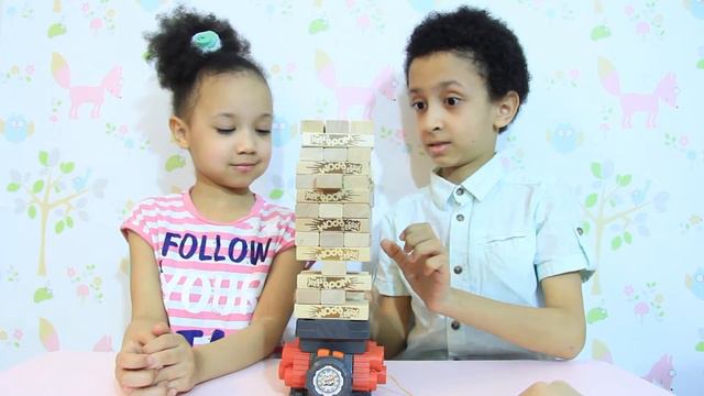 Играем в ДЖЕНГА БУМ!!! JENGA BOOM смотреть онлайн