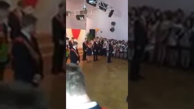 Выступление классного руководителя 9"В" класса на последнем звонке. 2018 г. смотреть онлайн