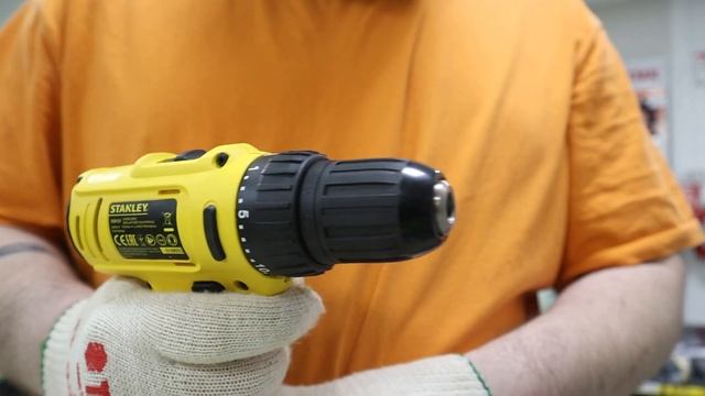 Аккумуляторная дрель-шуруповерт - Stanley SCD121S2K смотреть онлайн