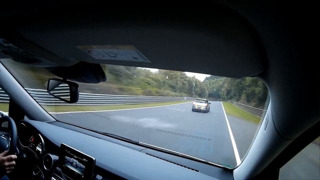 Nordschleife onboard V-Klasse смотреть онлайн