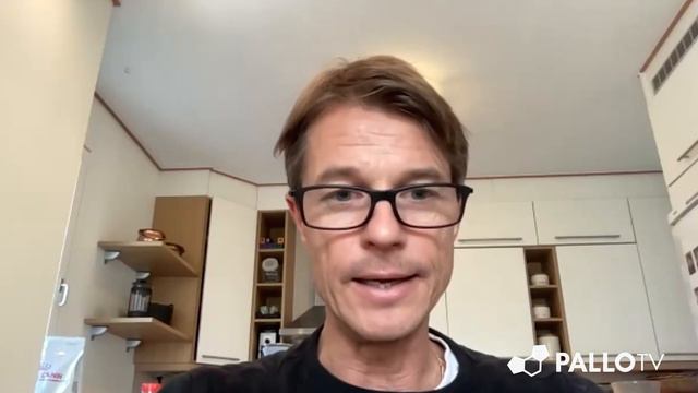 ”Pallollinen tekeminen pitää saada paremmaksi”, päävalmentaja Mika Lehkosuo, Pikkuhuuhkajat смотреть онлайн