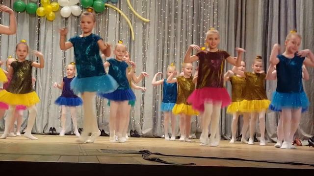 Танец "Королева красоты" смотреть онлайн