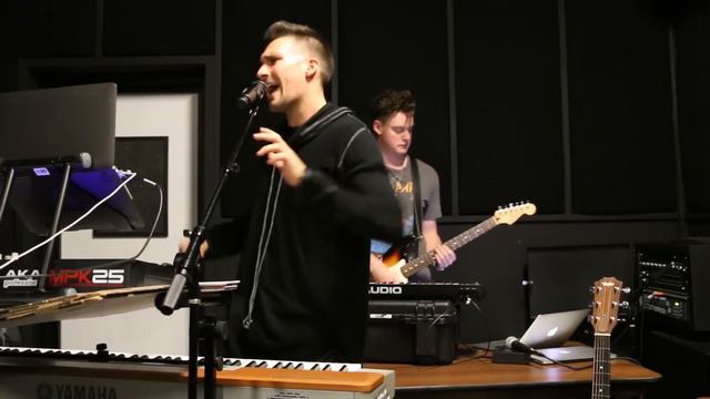 Shape of You - Ed Sheeran (LIVE Cover By James Maslow) смотреть онлайн