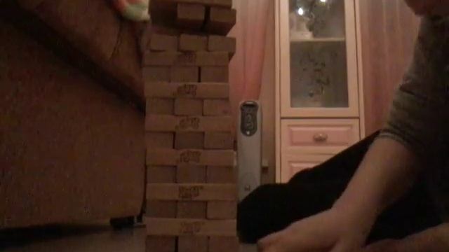 Обзор игры Jenga. смотреть онлайн