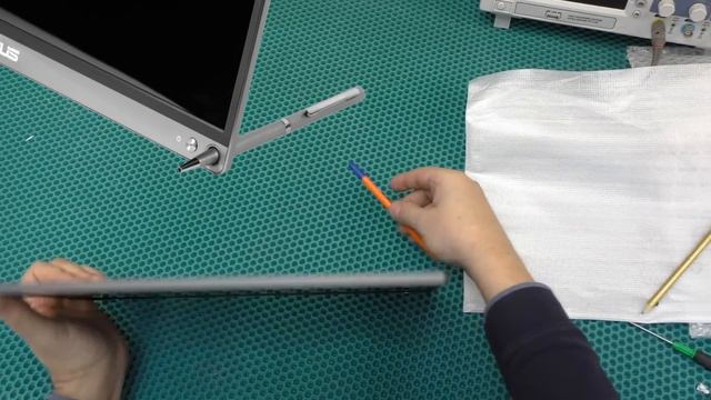 Самый маленький игровой монитор Asus Rog XG16AHP, другие портативные мониторы, Ху из Ху и их ремон смотреть онлайн