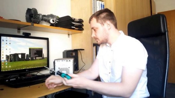 OpenMediaVault on DX4000 - Part 1 Hardware Setup