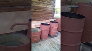 Экономия дождевой воды на даче (переливы из бочек).