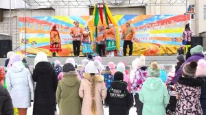 Театрализованное масленичное гуляние на Площади «С Масленицей прощаемся, блинами объедаемся!»