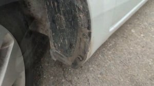 Киа рио(2012год) грязь под передними крыльями.