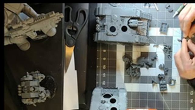 How to Build / Warhammer 40K - Land Raider Assembly / Black Templars Build Chat Live Stream смотреть онлайн