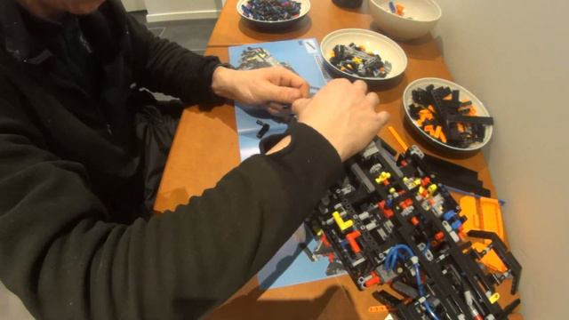 Building Lego Technic 8110 Unimog Snowplow