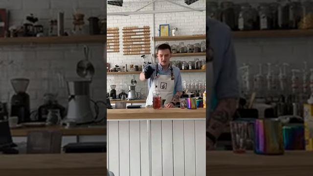 Серия карантинных МК. Готовим дома. Холодный американо смотреть онлайн