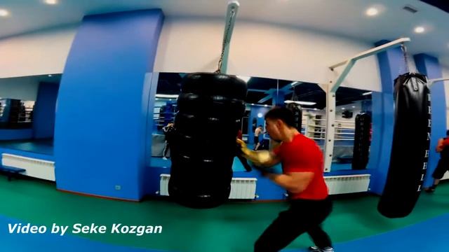 Еділ Қожамбердиев кезекті жекпе-жекке дайындық үстінде смотреть онлайн