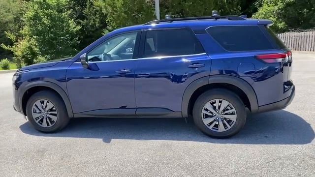 2022 Nissan Pathfinder St. Augustine, Palm Coast, Jacksonville, Daytona Beach, Gainesville, FL NC24 смотреть онлайн