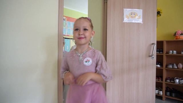 VLOG Азалии / ВЫПУСКНОЙ в ДЕТСКОМ САДУ🎊🎉🎈 смотреть онлайн
