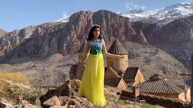 Мовсисян Мари 7 класс И Северянин "Весенний день" Русская поэзия русский смотреть онлайн