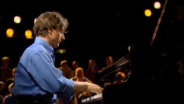 Francesco Libetta plays Hummel Rondo "Favori" for Piano in E-flat major, Op.11 - HD смотреть онлайн