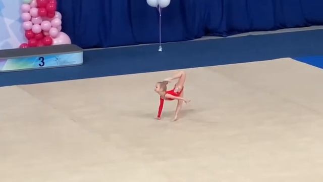 художественная гимнастика Марусе 5 лет смотреть онлайн