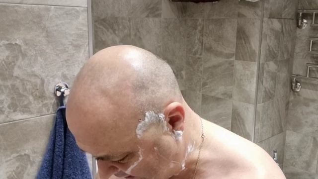 Rapira Boy или бритва для женских писек смотреть онлайн