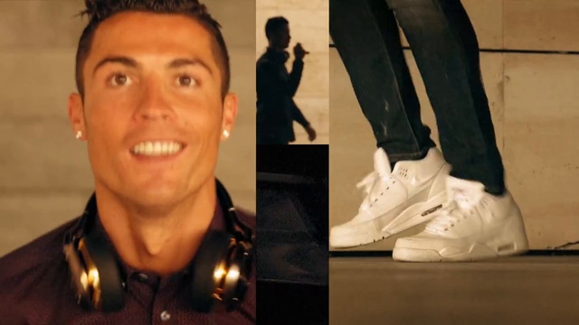 Jingle Bells в исполнении Роналду смотреть онлайн