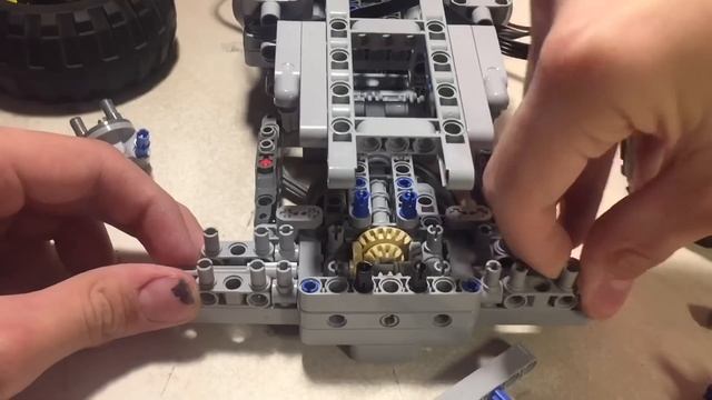 Багги 4x4 из Лего Техник / Новая трансмиссия и Первый выезд / LEGO TECHNIC самоделка смотреть онлайн