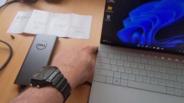 Dell PW7018LC 65Wh power bank *real world review* смотреть онлайн