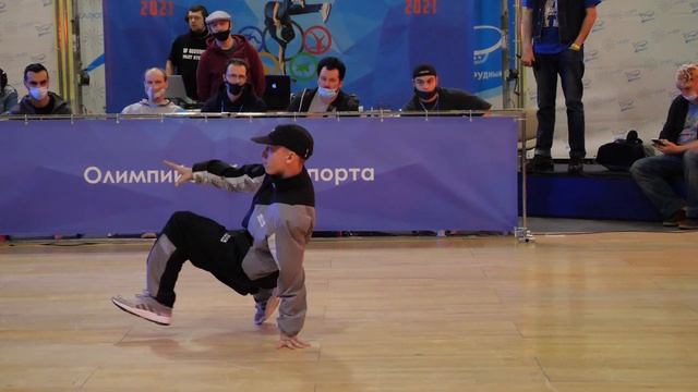 top8 16-18 bboy Grom vs Санчо - брейкданс чемпионат г.Долгопрудный 2021 смотреть онлайн