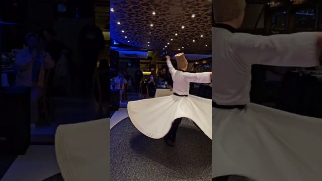 СТАМБУЛ. БОСФОР. ТАНЕЦ ДЕРВИША смотреть онлайн