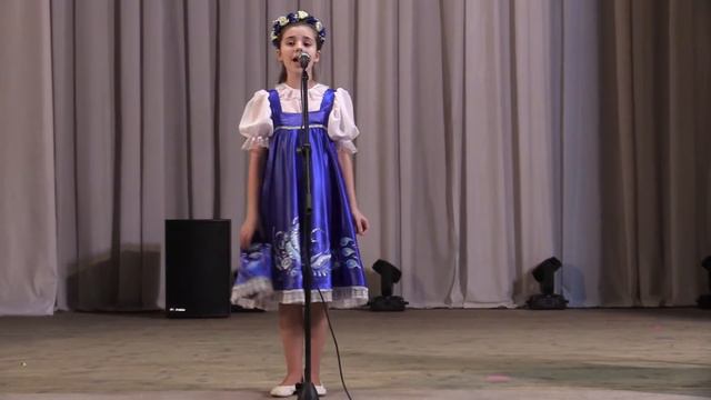 Русская народная песня "Гуляю Я!"Исполняет Рылькова Александра. смотреть онлайн