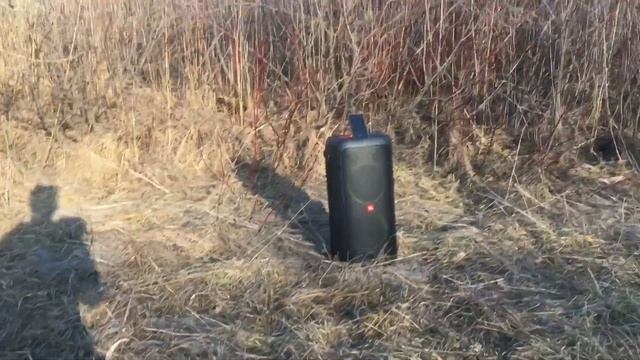 JBL Partybox 300 - Amazing Deep Bass! смотреть онлайн