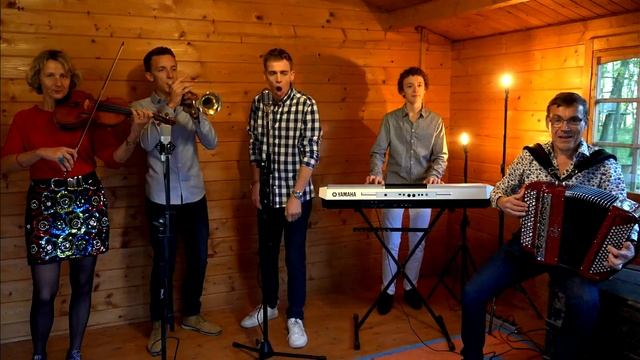 Siffler Sur La Colline - Joe Dassin