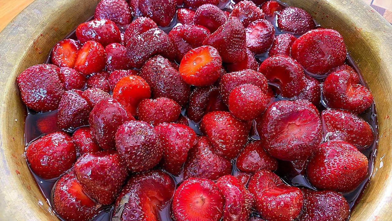 Варенье из клубники с необычной добавкой. Как сохранить ягодки целиком смотреть онлайн