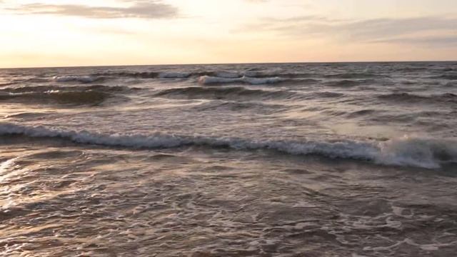 Балтийское море в Пионерском, Калининградская область. 04 августа 2019 смотреть онлайн