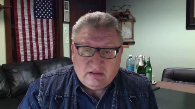 США. ЧТО ДЕЛАТЬ, ЕСЛИ ВАС ОСТАНОВИЛ ПОЛИЦЕЙСКИЙ. смотреть онлайн