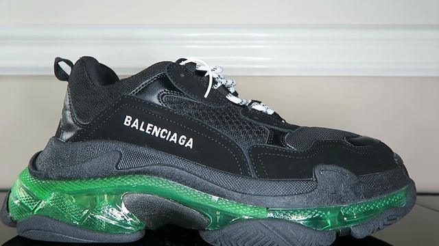 Balenciaga Triple S Black/Green Unboxing and Review Yifei5888 смотреть онлайн
