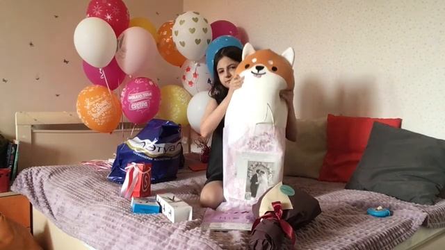 Мои подарки на день рождения/Что мне подарили на 17 лет?! смотреть онлайн