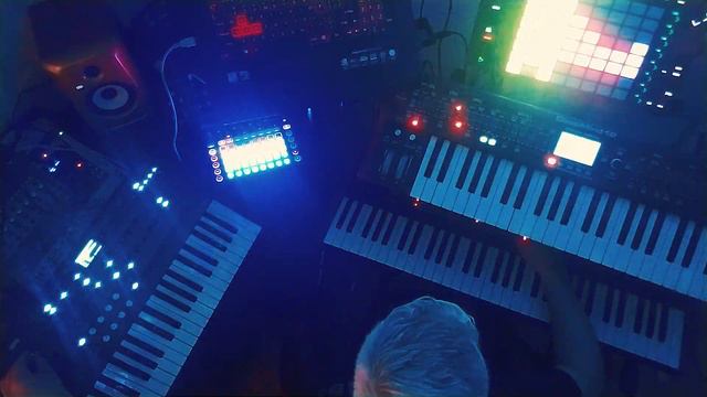 Celebration - (Prophet Rev2, Korg Wavestate, Deepmind12, Novation Circuit) смотреть онлайн