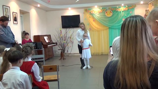 Надежда Мазур. Стихи. Пасха_2018 смотреть онлайн