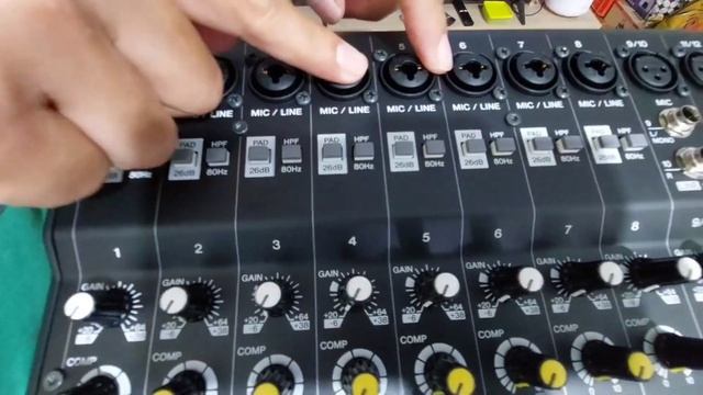 Unboxing Mixer Yamaha MG 16 X new colour & Speakers Yamaha DBR 15 смотреть онлайн