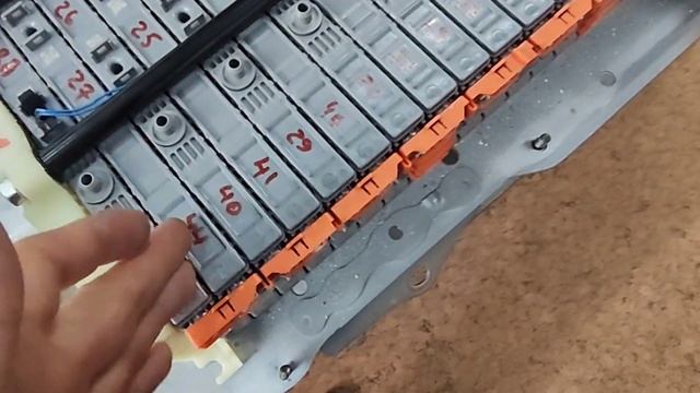 РЕМОНТ ГИБРИДОВ в Якутске. Тойота ПРИУС 30 замена 1 секции. 89241707815 смотреть онлайн