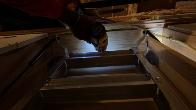 Century Attic Ladder Install смотреть онлайн