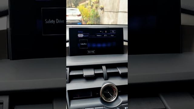 Toyota NX200T Language and notifications off смотреть онлайн